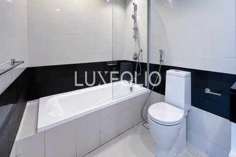 Apartemen di Downtown Dubai (Downtown Burj Dubai), Dubai, UEA 1 kamar tidur, 69 m2 nomor 628269 - foto 9