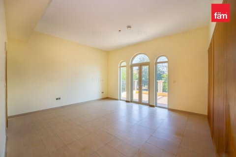 Willa do wynajęcia w Dubai, ZEA 4 sypialnie, 782.3 mkw., nr 682140 - zdjęcie 13