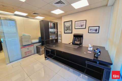 Oficiu de vânzare în Dubai, EAU 92.3 mp. №682139 - poză 4