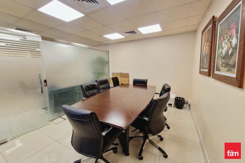 Oficiu de vânzare în Dubai, EAU 92.3 mp.  №682139 - poză 8