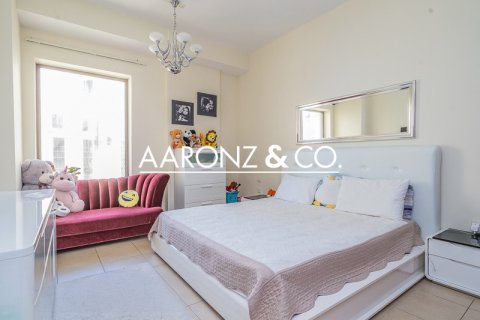 Lakás itt: Jumeirah Beach Residence, Dubai, EAE, 2 hálószoba, 128 m², azonosító: 687056 - fénykép 8