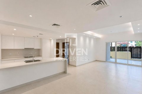 Wohnung in Greens, Dubai, VAE: 1 Schlafzimmer, 100.99 m2 Nr. 768283