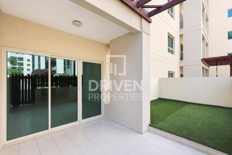 Apartmen di Greens, Dubai, UAE 1 bilik tidur, 100.99 meter persegi № 768283 - foto 13