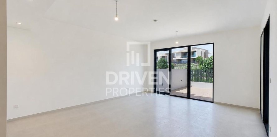 Townhouse în Jebel Ali, Dubai, EAU 4 dormitoare, 254.74 mp.  №768284