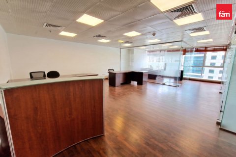 Escritório para arrendamento em Dubai, EAU 100 m2 № 703754 - foto 13