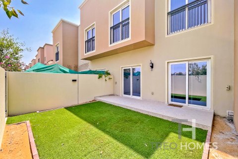 Shtëpi në qytet në Dubai, Emiratet e Bashkuara Arabe 3 dhoma gjumi, 178 m2. № 586731 - Foto 14