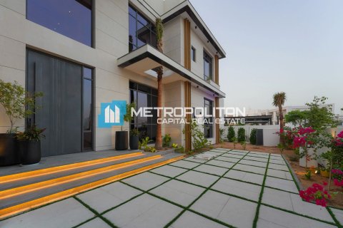 Vila na Yas Island, Abu Dhabi, SAE 6 ložnice, 853.6 m² Č.: 554762 - fotografie 5