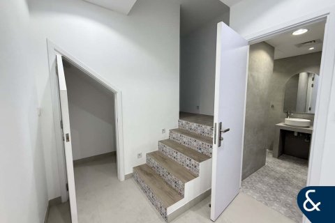 Таунхаус Джумейра Вилладж Серкл, Дубай, БАӘ-да 2 жатын бөлмелер, 180 м² № 684957 - фото 16