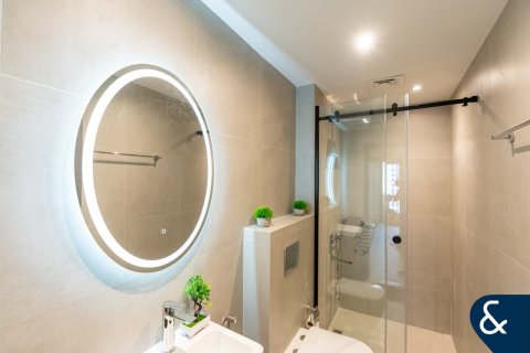 Jumeirah Beach Residence, Dubai, संयुक्त अरब अमीरात में अपार्टमेंट, 1 बेडरूम, 113 वर्ग मीटर, संख्या 684919 - फ़ोटो 17