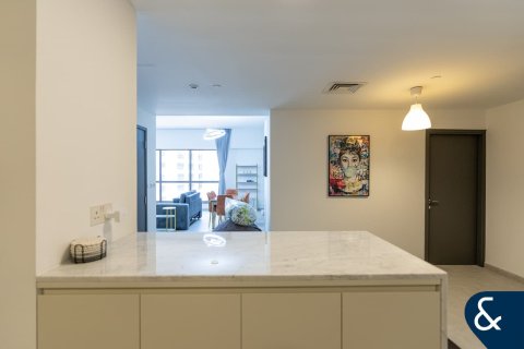 Jumeirah Beach Residence, Dubai, संयुक्त अरब अमीरात में अपार्टमेंट, 1 बेडरूम, 113 वर्ग मीटर, संख्या 684919 - फ़ोटो 16