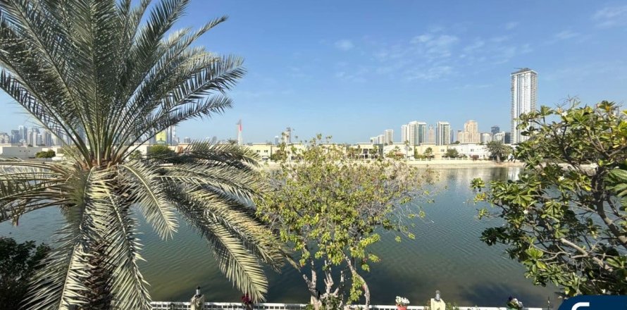 Villa The Lakes, Dubaijā, AAE 4 istabas, 371 m2 Nr. 684918