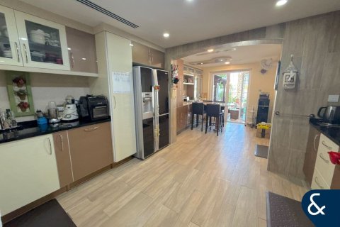 Villa The Lakes, Dubaijā, AAE 4 istabas, 371 m2 Nr. 684918 - attēls 10