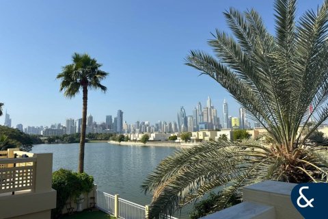 Villa The Lakes, Dubaijā, AAE 4 istabas, 371 m2 Nr. 684918 - attēls 2