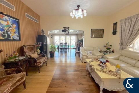 Villa The Lakes, Dubaijā, AAE 4 istabas, 371 m2 Nr. 684918 - attēls 7