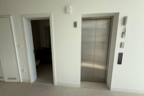 Villa zur Miete in Nadd Al Sheba, Dubai, VAE 5 Schlafzimmer, 416 m2 Nr. 704156 - Foto 3
