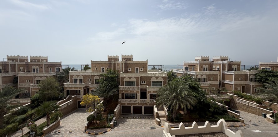 Korter asukohaga Palm Jumeirah, Dubai, AÜE: 2 magamistoaga, 224 m² Nr 713358