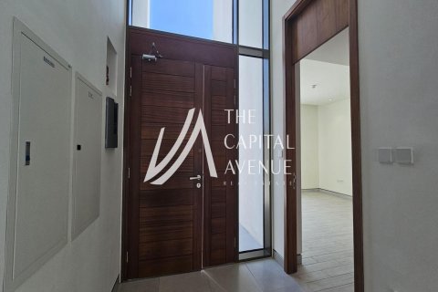 Müüa villa asukohaga Abu Dhabi, AÜE: 4 magamistoaga, 1000 m² Nr 604799 - pilt 6