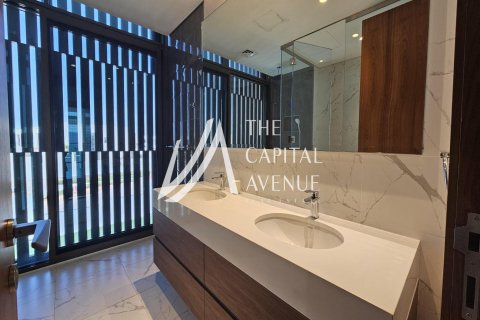 Müüa villa asukohaga Abu Dhabi, AÜE: 4 magamistoaga, 1000 m² Nr 604799 - pilt 21