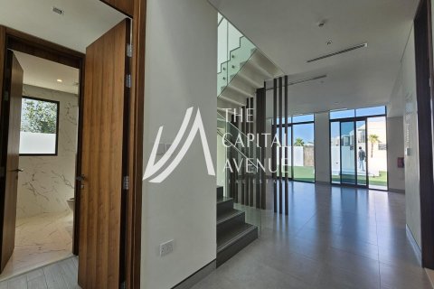 Müüa villa asukohaga Abu Dhabi, AÜE: 4 magamistoaga, 1000 m² Nr 604799 - pilt 12