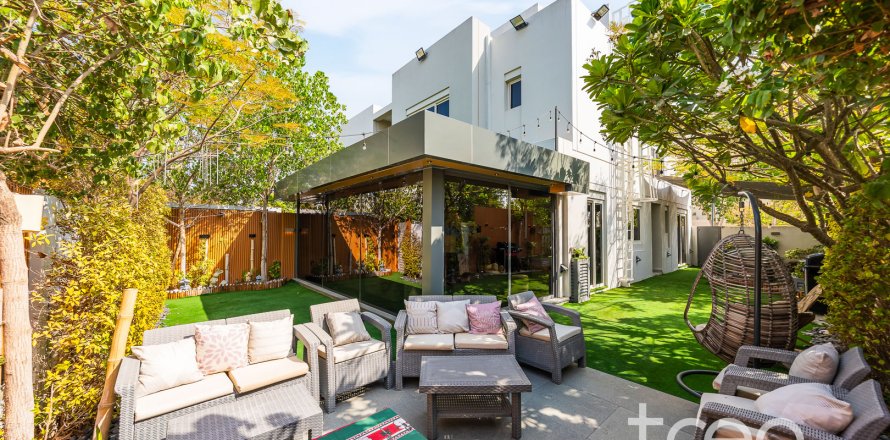 Townhouse în Mudon, Dubai, EAU 4 dormitoare, 230.31 mp.  №753666