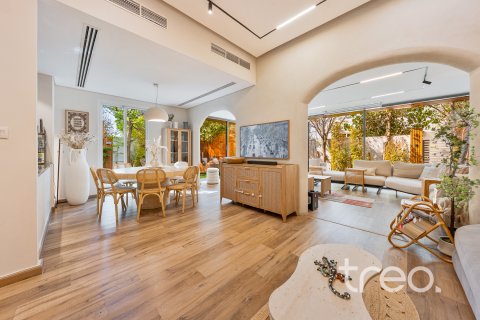 Townhouse de vânzare în Mudon, Dubai, EAU 4 dormitoare, 230.31 mp.  №753666 - poză 3