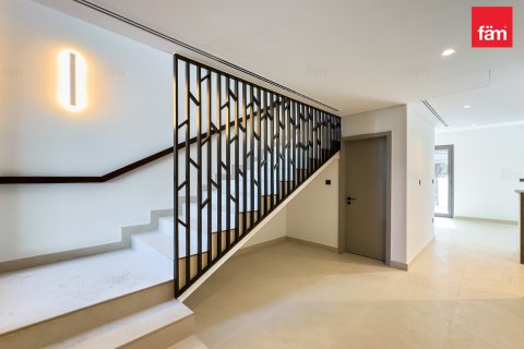 Townhouse til leje i Tilal Al Ghaf, Dubai, UAE 3 soveværelser, 141.4 kvm № 693013 - foto 7