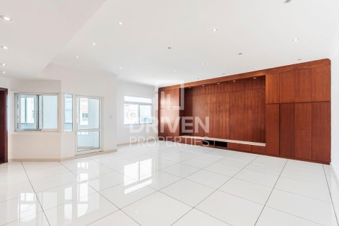 Dzīvoklis Dubai Festival Cityjā, AAE 3 istabas, 242 m2 Nr. 682923