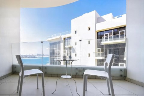Huoneisto Palm Jumeirah, Dubai, Arabiemiraatit 1 makuuhuone, 73.39 m2 № 744543 - kuva 3