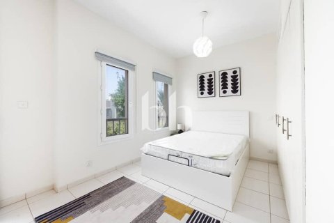 Townhouse in The Springs, Dubai, UAE 2 bedrooms, 113 sq.m. № 645365 - photo 8