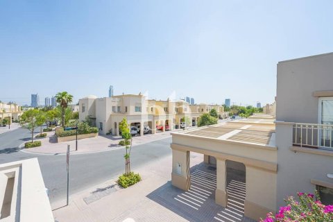 Townhouse in The Springs, Dubai, UAE 2 bedrooms, 113 sq.m. № 645365 - photo 2