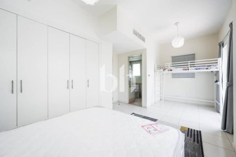Townhouse in The Springs, Dubai, UAE 2 bedrooms, 113 sq.m. № 645365 - photo 6