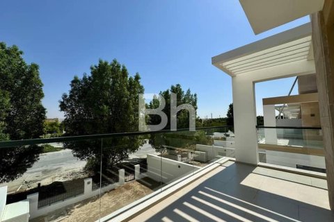 Rijtjeshuis te koop in DAMAC Hills (Akoya by DAMAC), Dubai, VAE 4 slaapkamers, 274 vr.m., nr 645361 - foto 4