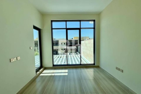 Rijtjeshuis te koop in DAMAC Hills (Akoya by DAMAC), Dubai, VAE 4 slaapkamers, 274 vr.m., nr 645361 - foto 12
