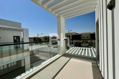 Rijtjeshuis te koop in DAMAC Hills (Akoya by DAMAC), Dubai, VAE 4 slaapkamers, 274 vr.m., nr 645361 - foto 1