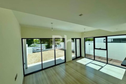 Rijtjeshuis te koop in DAMAC Hills (Akoya by DAMAC), Dubai, VAE 4 slaapkamers, 274 vr.m., nr 645361 - foto 5