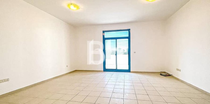 Villa à Falcon City of Wonders, Dubai, EAU: 4 chambres, 450 m2 № 645364