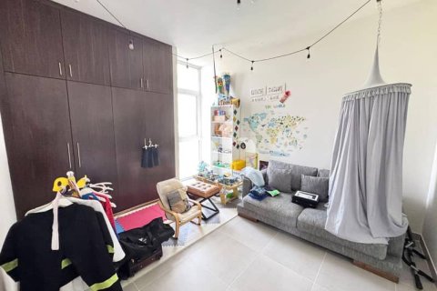 Townhouse in Mudon, Dubai, UAE 3 bedrooms, 213 sq.m. № 645366 - photo 13