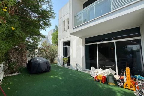 Casa urbana para arrendamento em Mudon, Dubai, EAU 3 quartos, 213 m2 № 645366 - foto 3