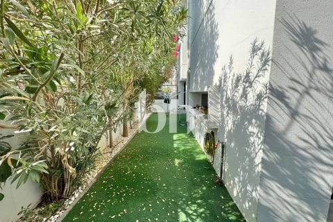 Casa urbana para arrendamento em Mudon, Dubai, EAU 3 quartos, 213 m2 № 645366 - foto 2