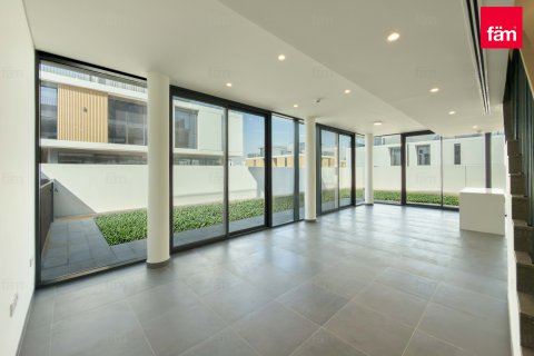 Villa til leje i Dubai, UAE 5 soveværelser, 420 kvm № 682044 - foto 16