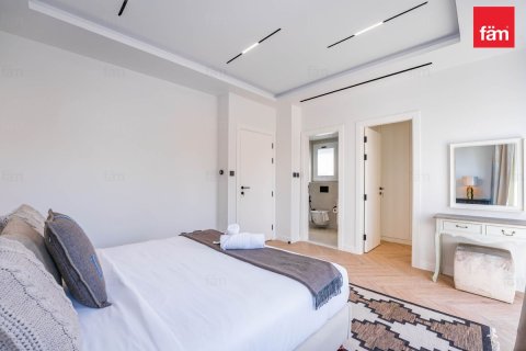 Villa in vendita a Dubai, EAU 2 camere da letto, 250 mq. № 682046 - foto 23