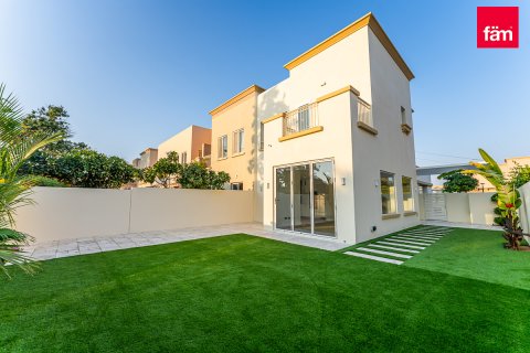 Villa te koop in Dubai, VAE 2 slaapkamers, 250 vr.m., nr 682046 - foto 12