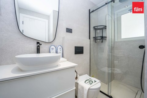 Villa in vendita a Dubai, EAU 2 camere da letto, 250 mq. № 682046 - foto 28