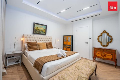 Villa in vendita a Dubai, EAU 2 camere da letto, 250 mq. № 682046 - foto 17