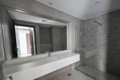 Lägenhet uthyres i Motor City, Dubai, UAE 2 sovrum, 109 kvm Nr. 699498 - fotografi 14