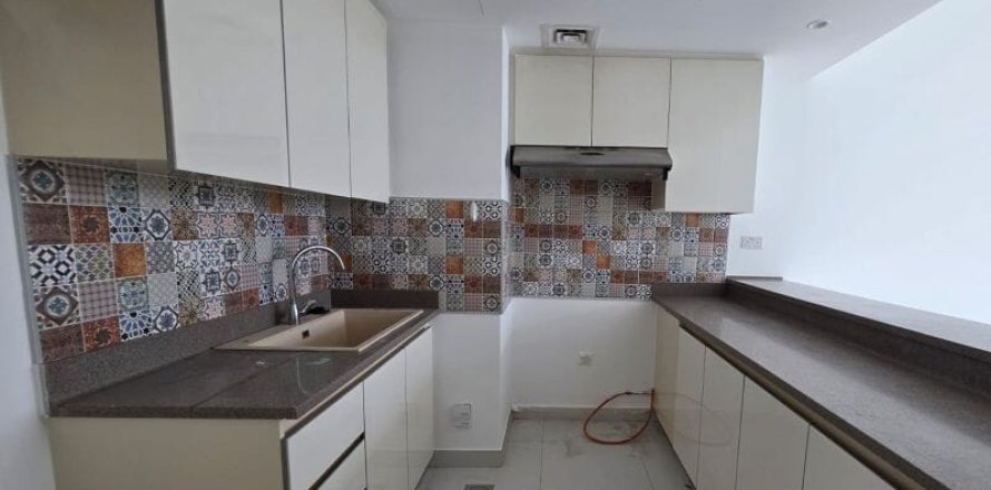 Lägenhet i Motor City, Dubai, UAE 2 sovrum, 109 kvm Nr. 699498