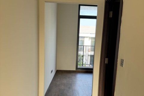 Māja Motor City, Dubaijā, AAE 3 istabas, 237 m2 Nr. 699499 - attēls 2