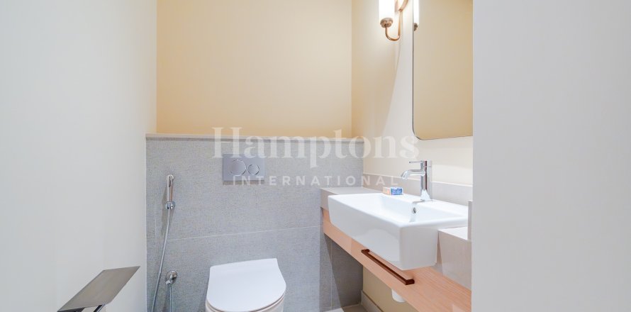 דירה ב Downtown Dubai (Downtown Burj Dubai), Dubai, איחוד האמירויות 1 חדר שינה, 70.8497 מ"ר מספר 688236