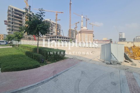 Tanah di Al Satwa, Dubai, UEA 1152.09010300 m2 nomor 688240 - foto 8