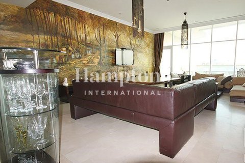 Appartamento in affitto a Dubai Marina, Dubai, EAU 2 camere da letto, 158.12090600 mq. № 688237 - foto 6